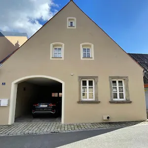 Apartment In Zentraler Lage Mit Privatparkplatz, Grafenwohr
